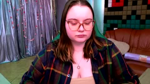Snapshot of catherineclaire chatting on May 8, 5:07 pm catherineclaire online show from May 8, 5:07 pm
