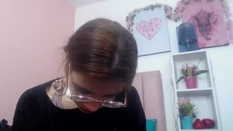 Snapshot of catherinehot707rs chatting on September 14, 3:16 am catherinehot707rs online show from September 14, 3:16 am