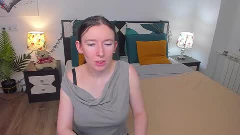 Catrin online show from March 3, 5:53 am