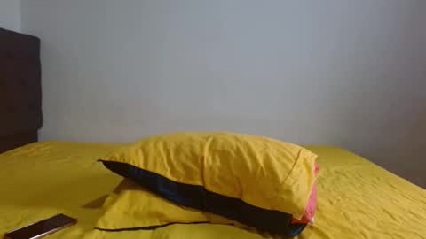 cathot1998 online show from April 13, 2:00 pm