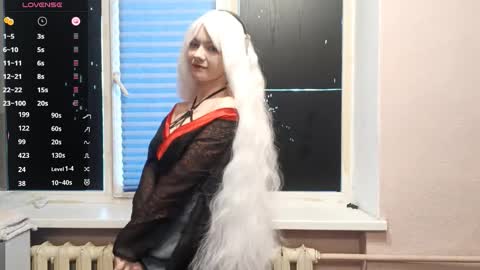 Sophie online show from September 27, 1:05 pm