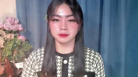 cathy_ho online show from December 8, 11:24 am