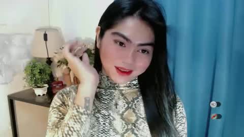 cathy_ho online show from December 14, 12:44 pm