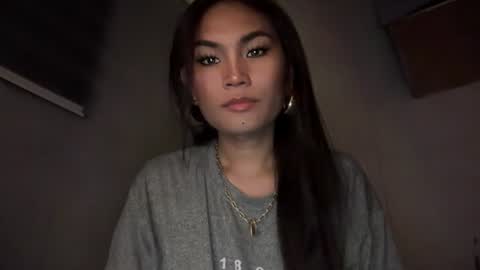 Snapshot of cathy_sanches chatting on August 2, 4:00 am cathy online show from August 2, 4:00 am