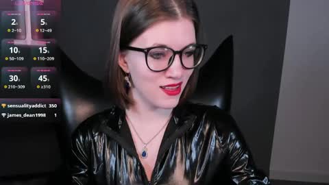 Snapshot of cathybarnes chatting on June 6, 7:46 am cathybarnes online show from June 6, 7:46 am