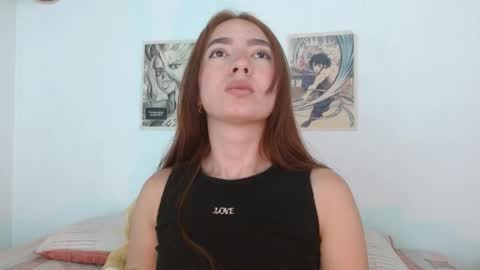 Snapshot of catiegirl chatting on June 2, 8:49 am catiegirl online show from June 2, 8:49 am