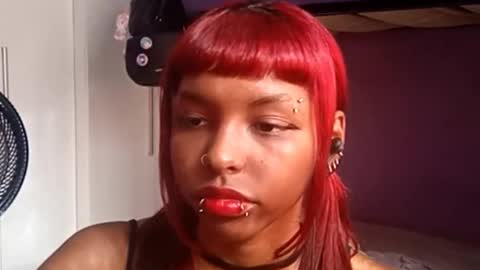 Snapshot of catinahernadez chatting on February 17, 11:18 am Emily online show from February 17, 11:18 am