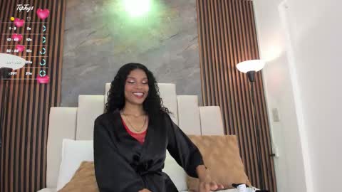 catiusca_reyes_03 online show from January 17, 1:05 pm