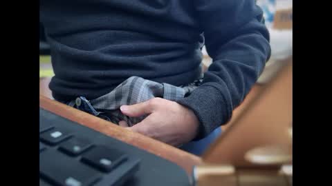 Snapshot of catmandoo21001 chatting on February 21, 7:43 pm catmandoo21001 online show from February 21, 7:43 pm