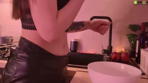 Snapshot of catromance chatting on October 11, 7:01 pm Katerina online show from October 11, 7:01 pm