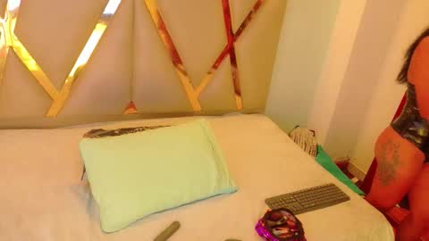 Snapshot of cattaleeyaa chatting on October 13, 12:27 pm CATALEYA online show from October 13, 12:27 pm