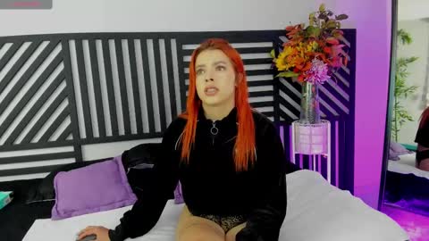 Snapshot of cattleya_veloza chatting on September 24, 8:56 pm Cattleya online show from September 24, 8:56 pm