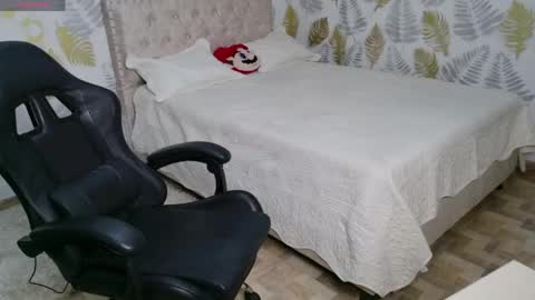 Cattleya online show from April 24, 3:47 pm