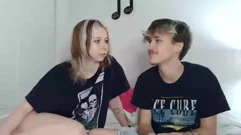 cat  brandon online show from January 6, 11:52 pm