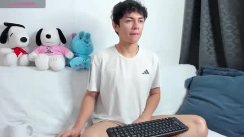 Snapshot of caydensmit chatting on November 22, 6:12 am Cayden online show from November 22, 6:12 am