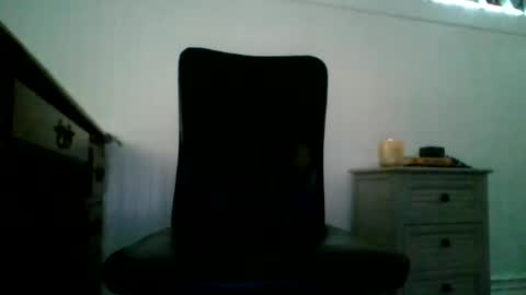 PureLeaf1990 online show from February 25, 6:20 pm