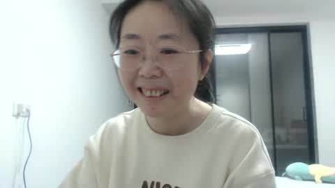 Snapshot of cbz112233 chatting on December 21, 2:15 pm ANNYANNY online show from December 21, 2:15 pm