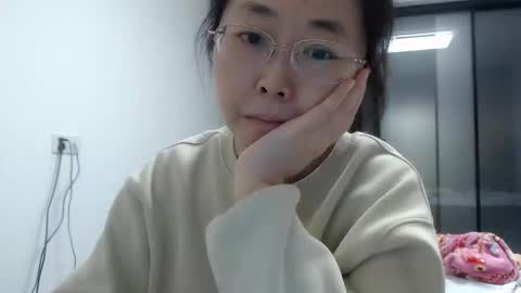 Snapshot of cbz112233 chatting on February 12, 3:16 pm ANNYANNY online show from February 12, 3:16 pm