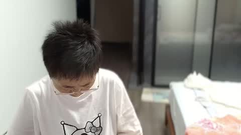 Snapshot of cbz112233 chatting on September 11, 4:18 pm ANNYANNY online show from September 11, 4:18 pm