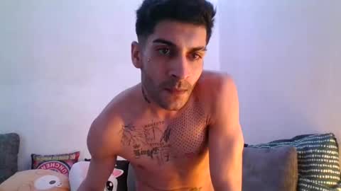 Snapshot of ccellkar chatting on February 2, 10:14 am ccellkar online show from February 2, 10:14 am