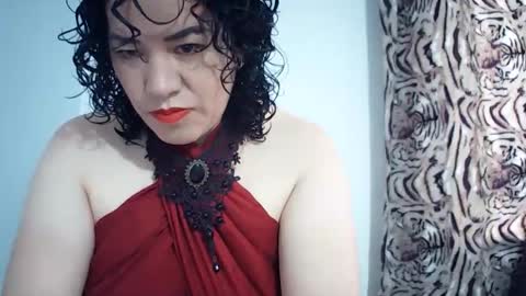 Snapshot of ccharlot chatting on May 26, 1:51 pm ccharlot online show from May 26, 1:51 pm
