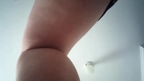 Snapshot of ccharlot chatting on May 28, 2:58 pm ccharlot online show from May 28, 2:58 pm