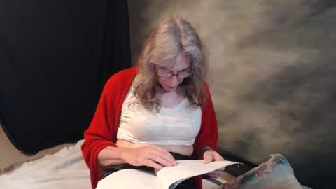 Snapshot of cdsextoy1 chatting on May 13, 12:46 pm Jackie online show from May 13, 12:46 pm