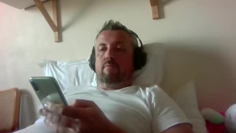 Snapshot of cebcool chatting on March 8, 2:21 pm Sb online show from March 8, 2:21 pm