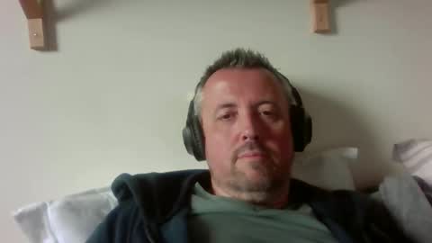 Snapshot of cebcool chatting on April 5, 1:19 pm Sb online show from April 5, 1:19 pm