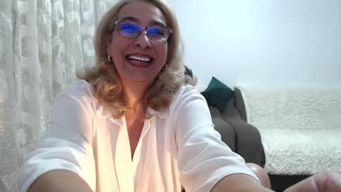 cecylya4u online show from October 1, 6:25 pm