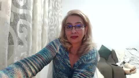 cecylya4u online show from October 5, 7:56 pm