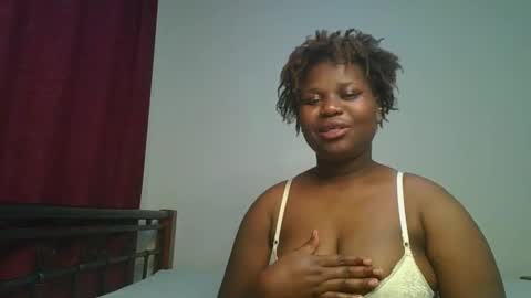 ceepretty25 online show from February 6, 10:40 am