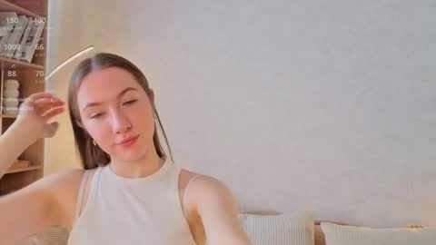 Josie Manesi online show from October 1, 5:35 am