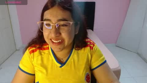 Snapshot of celeste817631 chatting on July 3, 1:50 pm celeste817631 online show from July 3, 1:50 pm