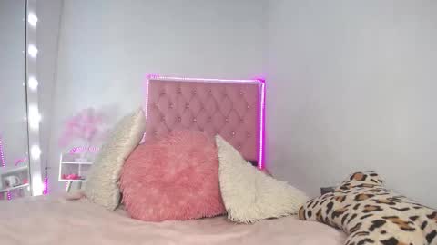 Celeste Sweet online show from October 18, 8:42 pm