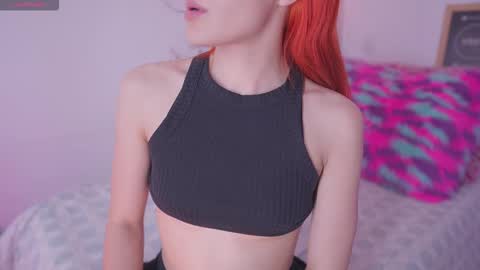 Snapshot of celeste_blazze chatting on September 25, 6:44 pm Celeste online show from September 25, 6:44 pm