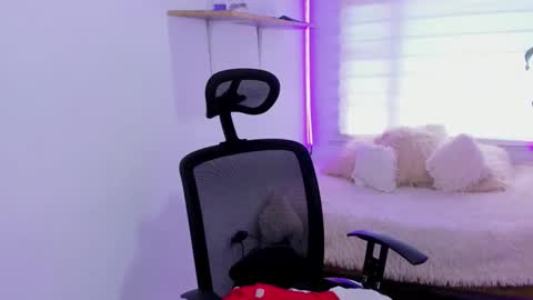 celeste_bonnet1 online show from November 5, 7:25 pm