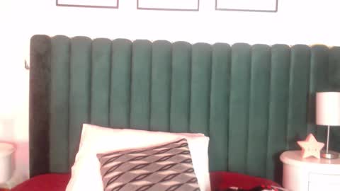 Snapshot of celeste_bs chatting on November 14, 4:22 am Celeste online show from November 14, 4:22 am