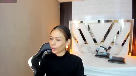 SARA  online show from March 5, 11:28 am