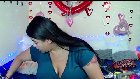 celeste_hotres online show from May 18, 4:07 am