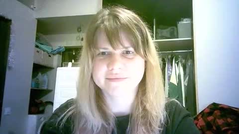 Snapshot of celeste_naughty_ chatting on February 26, 10:47 am celeste_naughty_ online show from February 26, 10:47 am