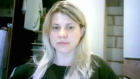 Snapshot of celeste_naughty_ chatting on June 11, 10:24 am celeste_naughty_ online show from June 11, 10:24 am