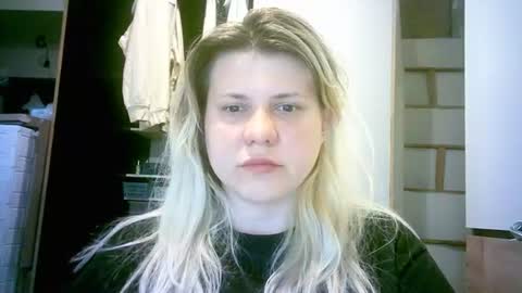 Snapshot of celeste_naughty_ chatting on June 24, 10:14 am celeste_naughty_ online show from June 24, 10:14 am