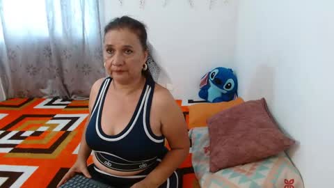 Snapshot of celeste_ortega_ chatting on November 19, 7:25 pm Celeste Ortega online show from November 19, 7:25 pm