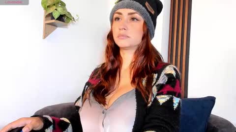 Snapshot of celeste_rodriguez_ chatting on October 22, 10:20 pm online show from October 22, 10:20 pm