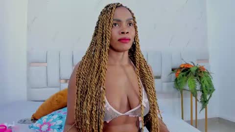 Snapshot of celeste_smmith_ chatting on July 5, 8:05 pm celeste_smmith_ online show from July 5, 8:05 pm