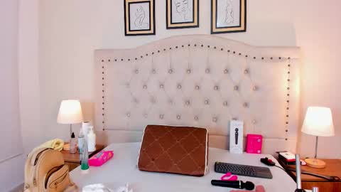 CELESTE MIRANDA online show from January 12, 12:21 pm