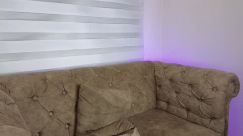 Snapshot of celeste_tailor_ chatting on December 18, 12:10 am Celeste Tailor online show from December 18, 12:10 am