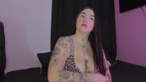 Snapshot of celeste_y_pipe chatting on November 28, 3:09 am Celeste Y Pipe online show from November 28, 3:09 am