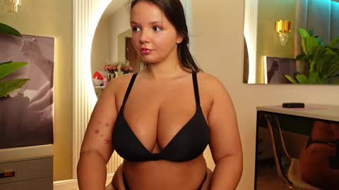 CelesteBailey online show from September 15, 4:01 am